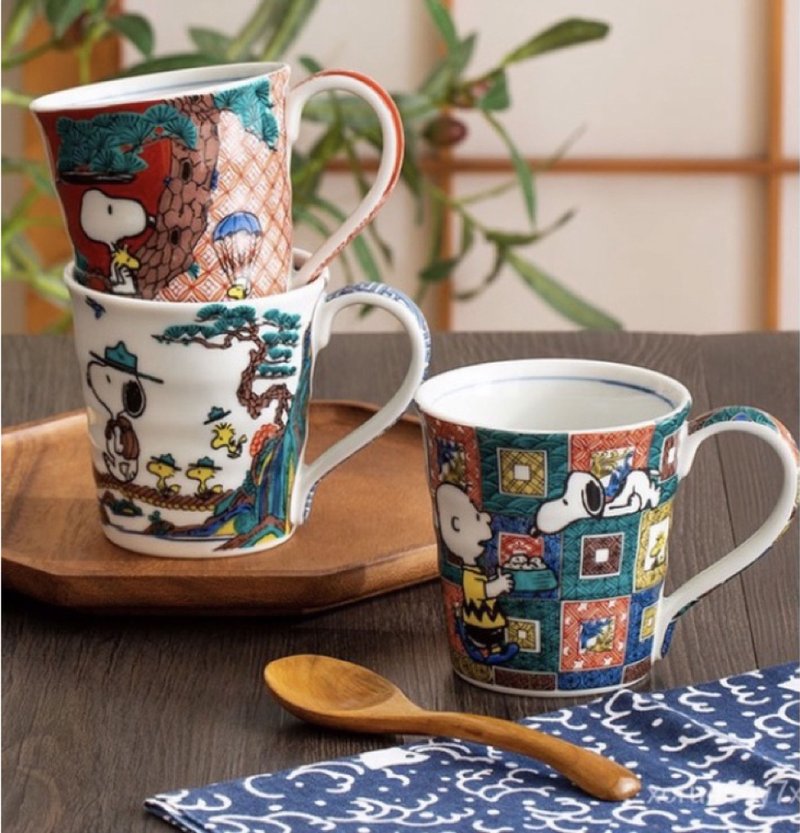 【绝版品】九谷烧-Peanuts(史努比)联名马克杯-石叠/赤绘/山水 - 其他杯子 - 瓷 红色