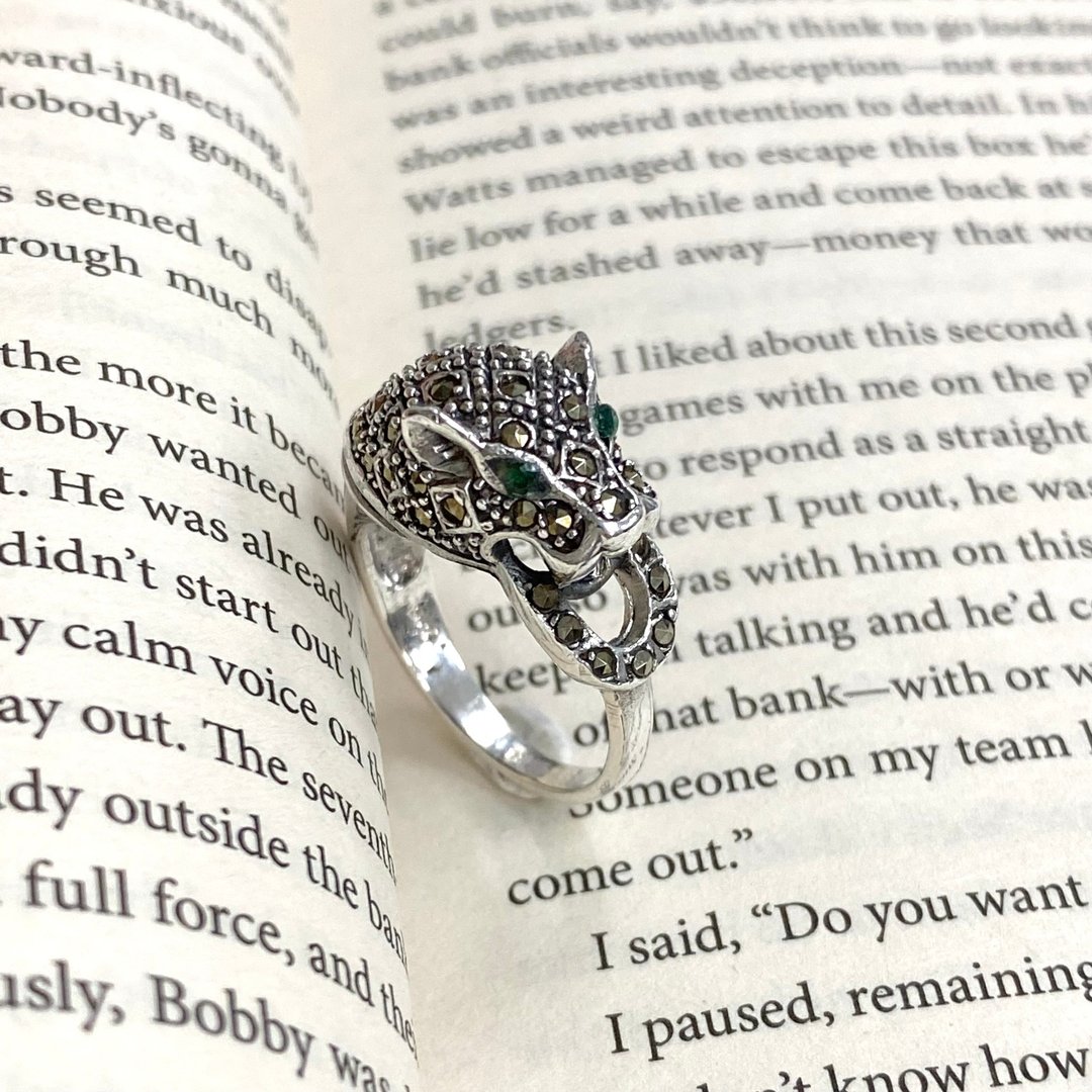 Art Deco Style Panther with Emerald and Marcasite Stone Ring 925 Sterling Silver - 戒指 - 纯银 银色