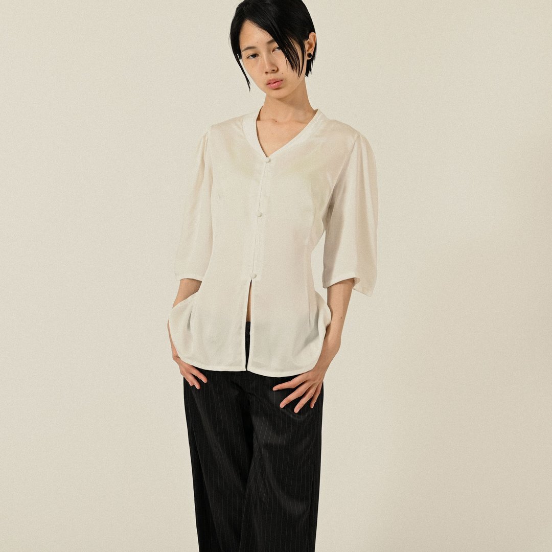 【NaSuBi Vintage】Upcycling 柔软轮廓缎面古着上衣 - 女装衬衫 - 其他人造纤维 
