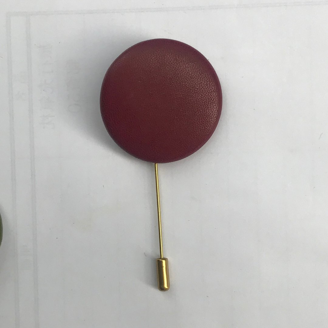 Sienna真皮包扣别针 - 胸针 - 真皮 红色