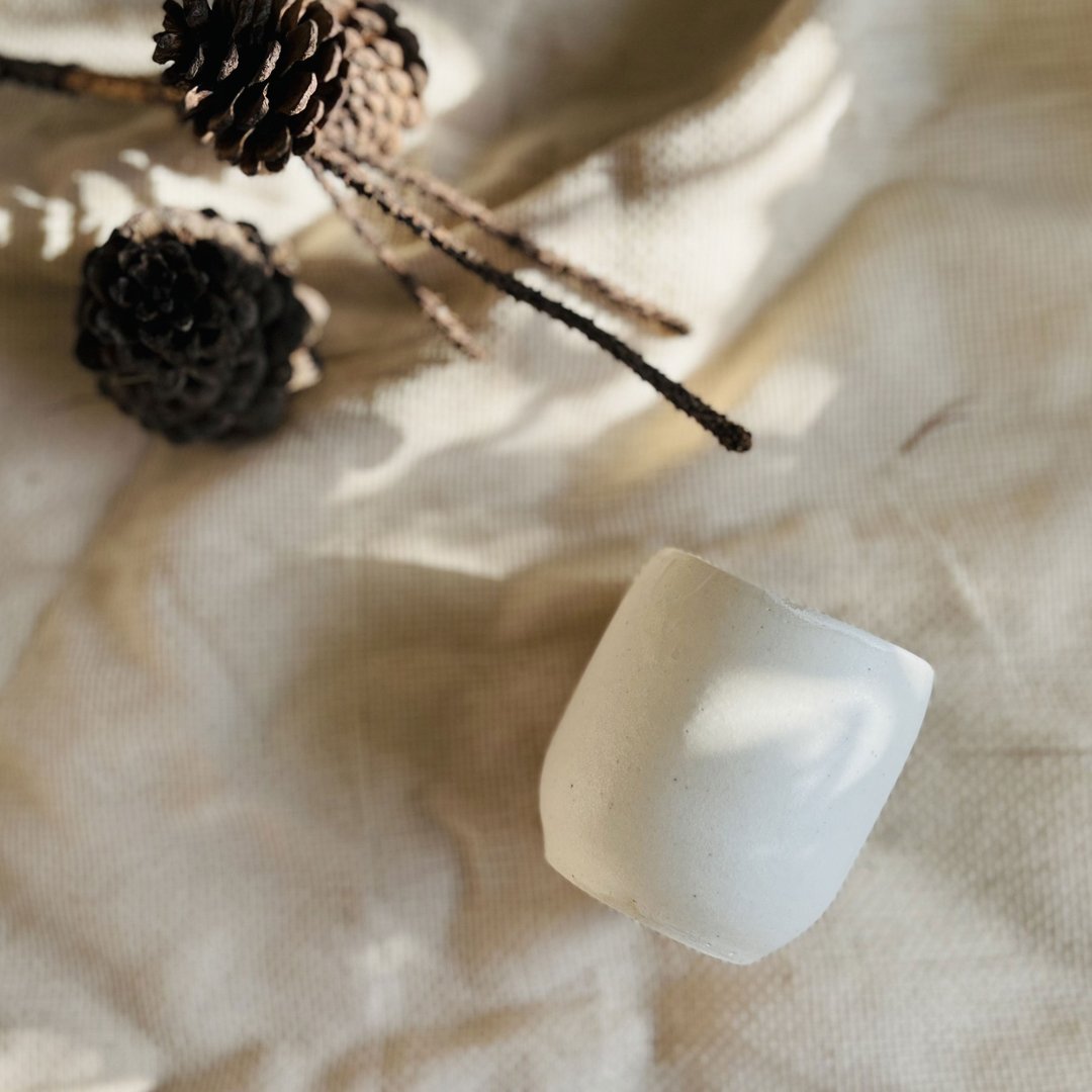 桌上的白瓷糖霜 / 一个人的吃茶时光 - 茶具/茶杯 - 瓷 白色