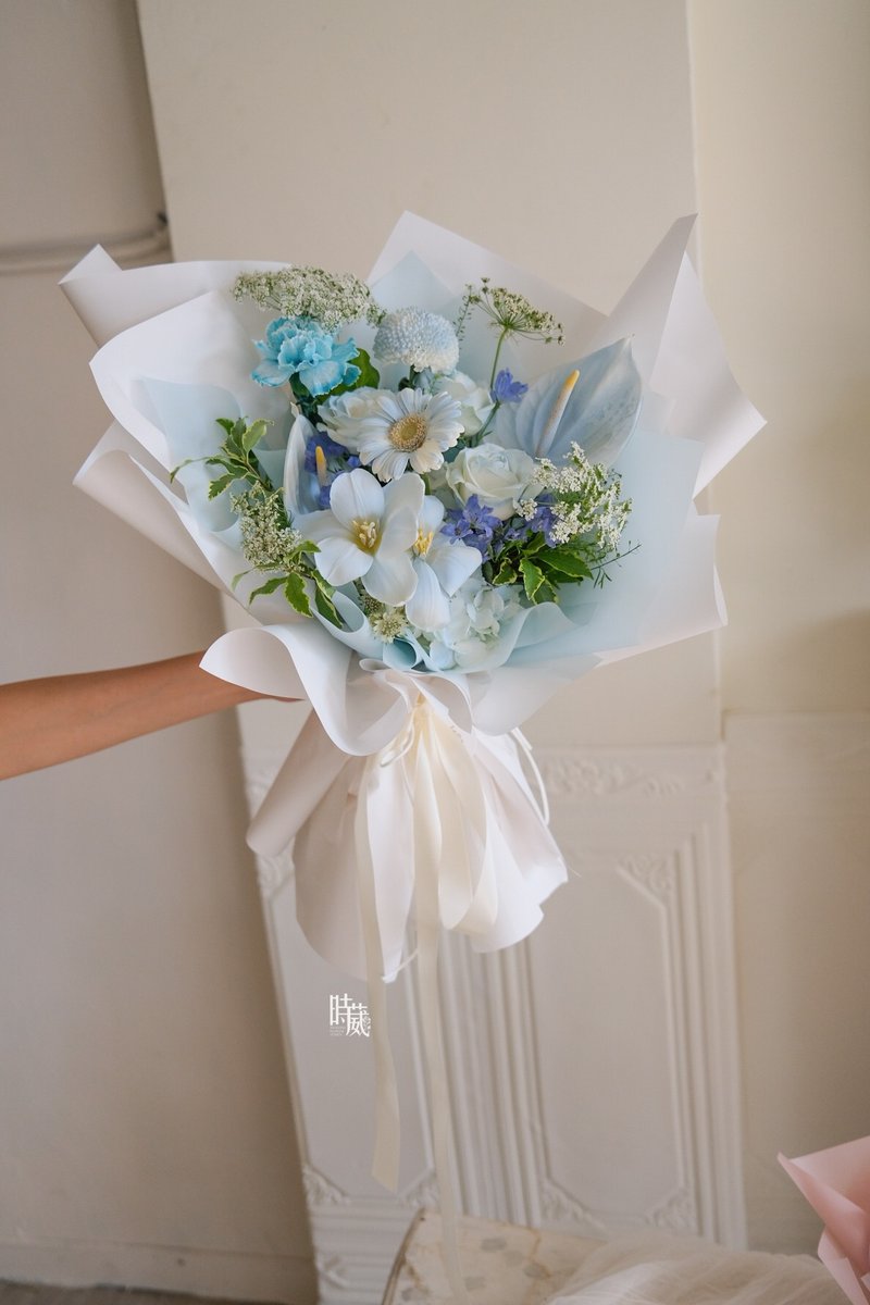 碎冰蓝 郁金香 非洲菊 鲜花花束/限台中地区 - 干燥花/捧花 - 植物．花 蓝色