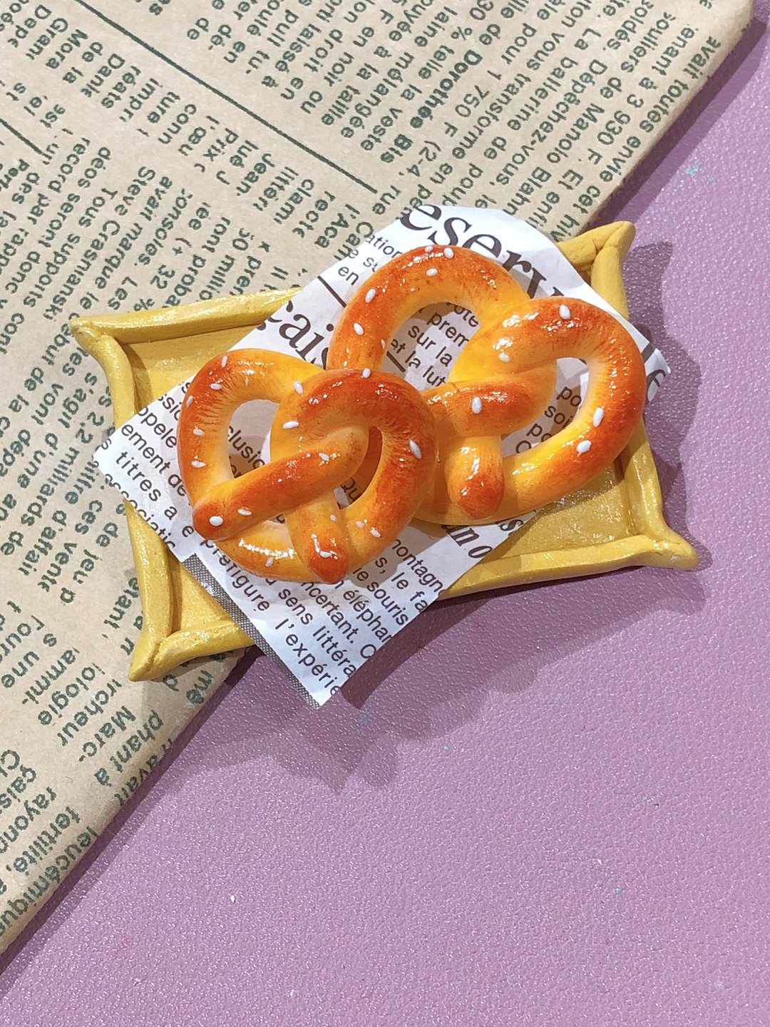 手作黏土蝴蝶饼面包Pretzel 磁铁 / 轻黏土 / 树脂土 /磁铁 / - 其他 - 粘土 