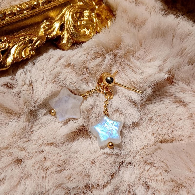 【月亮石 06】天然水晶耳环 DIY耳环设计款 - 定制化礼物 - 耳环/耳夹 - 水晶 多色