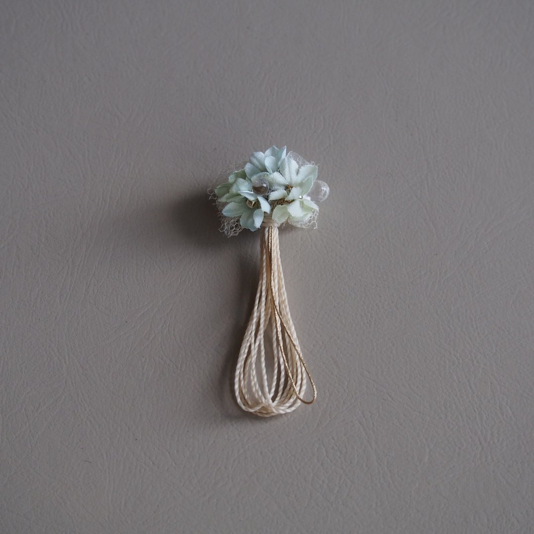 white collar root pierced Clip-On - 耳环/耳夹 - 棉 白色