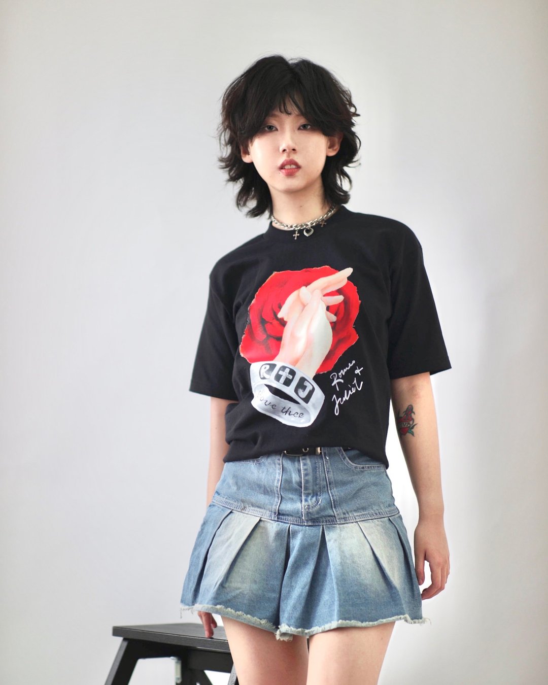 100% Cotton Graphic Unisex Tee - 女装 T 恤 - 棉．麻 黑色