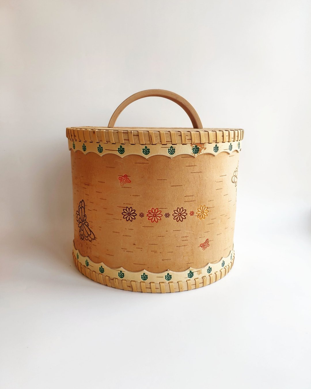 Round Birch bark box - 调味罐/酱料瓶 - 木头 