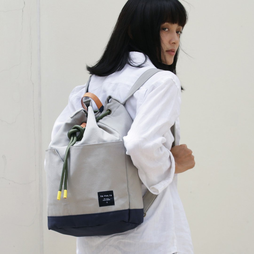 Dumpling stone backpack - 后背包/双肩包 - 棉 灰色