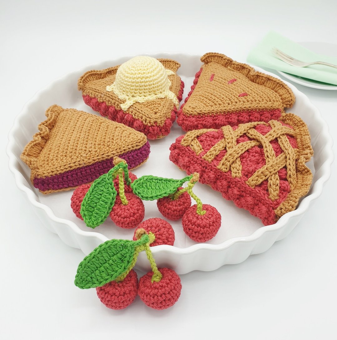 Cherry Pie 4 Types  Amigurumi Crochet PATTERN PDF - 手工艺教程/工具书 - 其他材质 