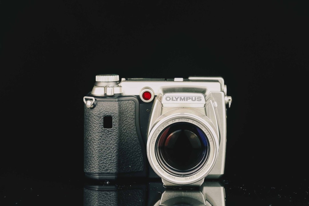 Olympus C-2100 #3630 #CCD数位相机 - 相机 - 其他金属 黑色