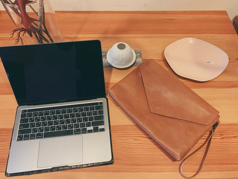 【梁絮皮艺】真皮 皮革信封包/笔电平板皮套/皮革/牛皮/BigSur - 电脑包 - 真皮 咖啡色