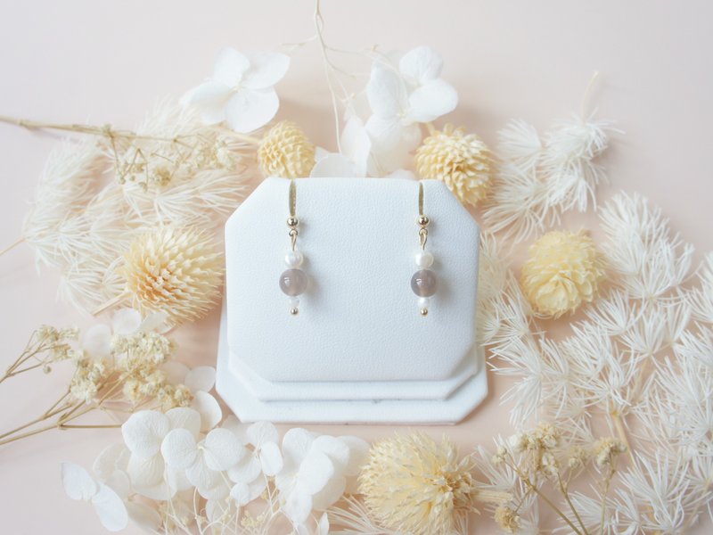 榛果 Moonstones Freshwater pearls 月光石 珍珠 吊坠耳环 - 耳环/耳夹 - 宝石 多色