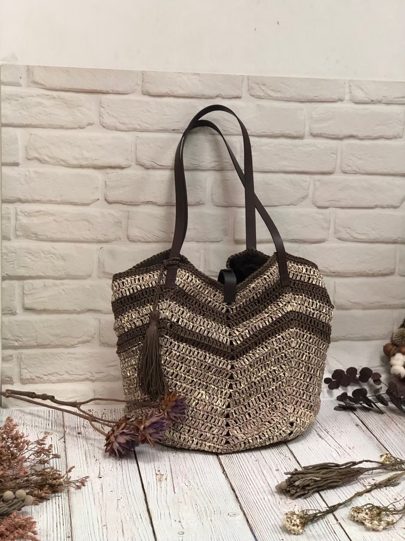 ChiChi手作-咖啡包 - 手提包/手提袋 - 纸 咖啡色