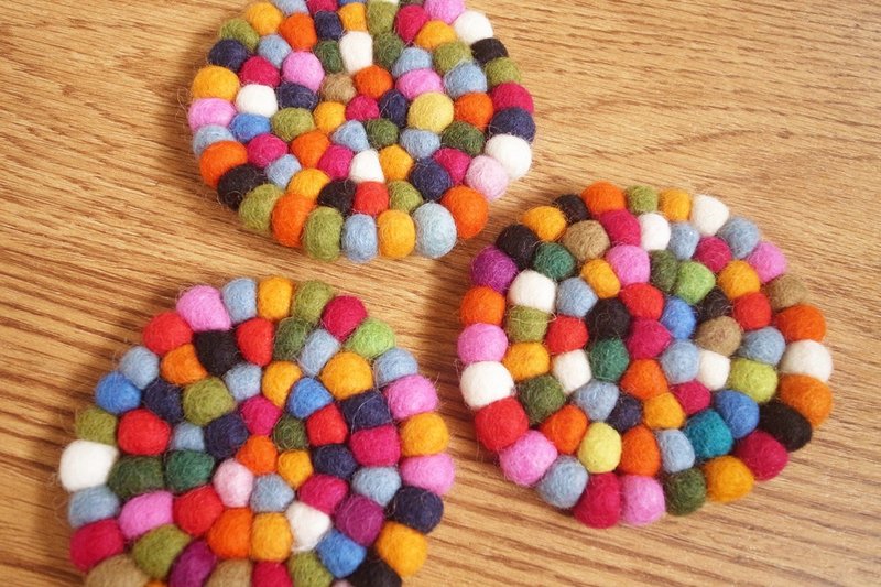 杯垫组 任选4个88折 手工制作 羊毛毡 球球 点点 花朵 杯垫 - 杯垫 - 羊毛 多色