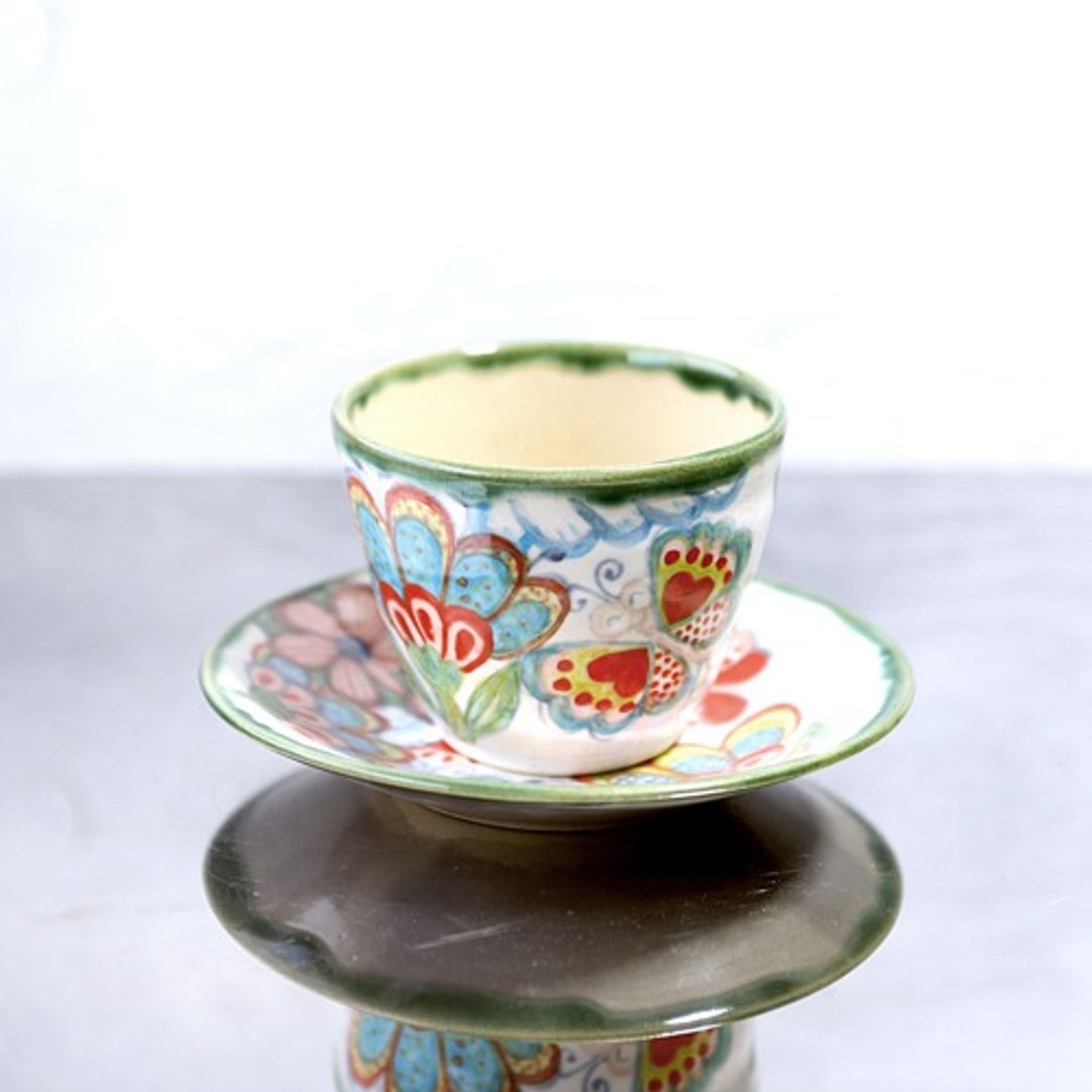 Flower and butterfly painting cup & plate (glossy) - 咖啡杯/马克杯 - 陶 