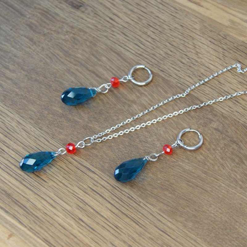 蓝水晶动漫耳环和项链。 城堡移动首饰套装 - 耳环/耳夹 - 其他材质 蓝色