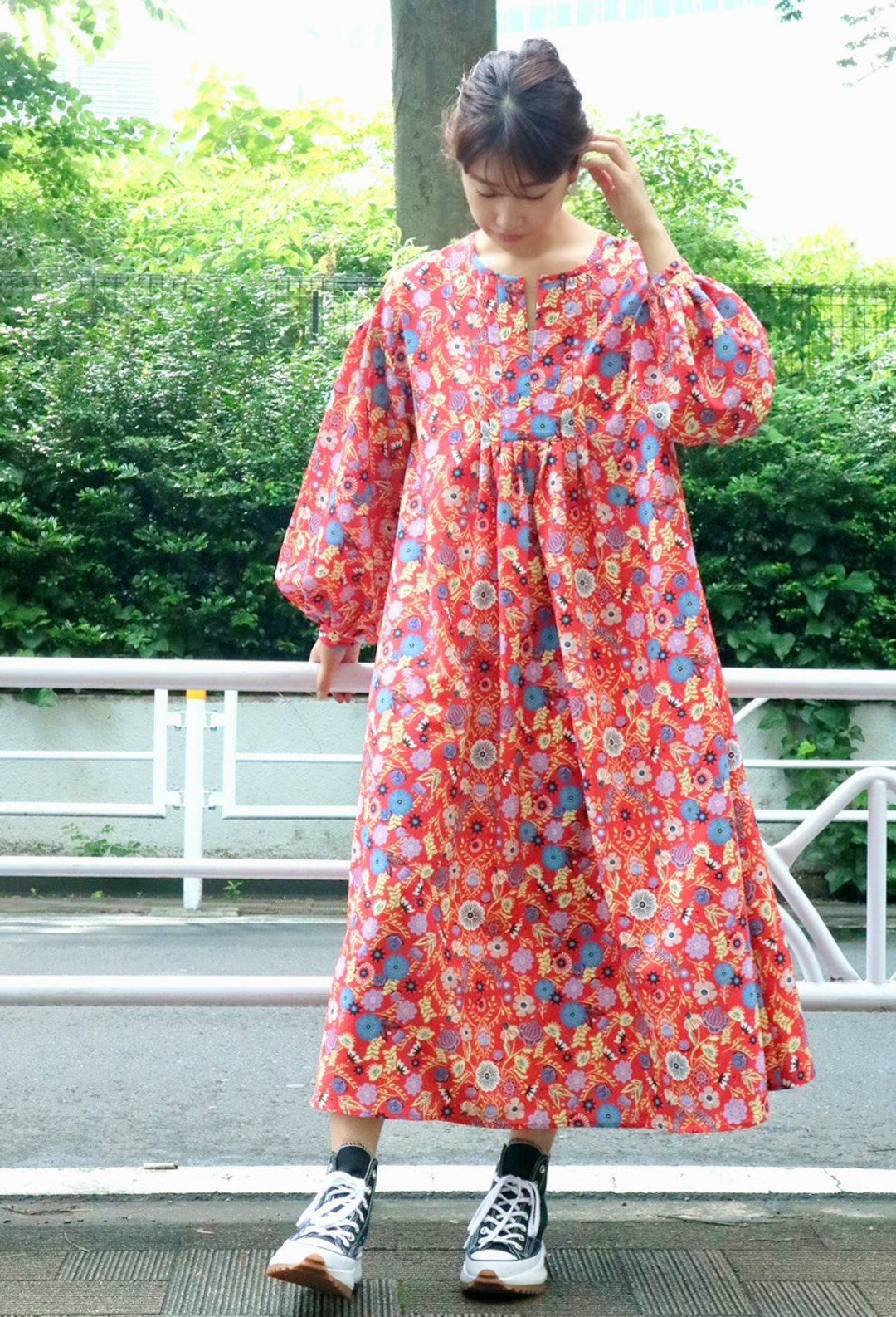 Botanical Pattern Key Neck Volume Long Dress - 洋装/连衣裙 - 聚酯纤维 橘色
