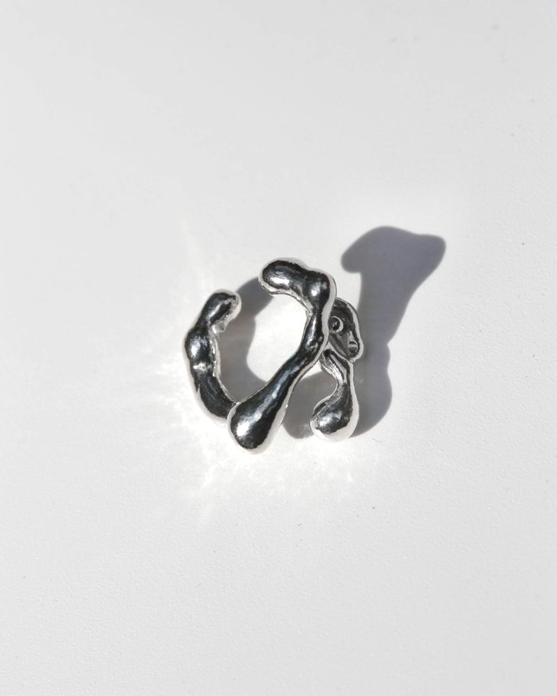 Conch ear cuff 海螺耳骨夹 - 耳环/耳夹 - 纯银 银色