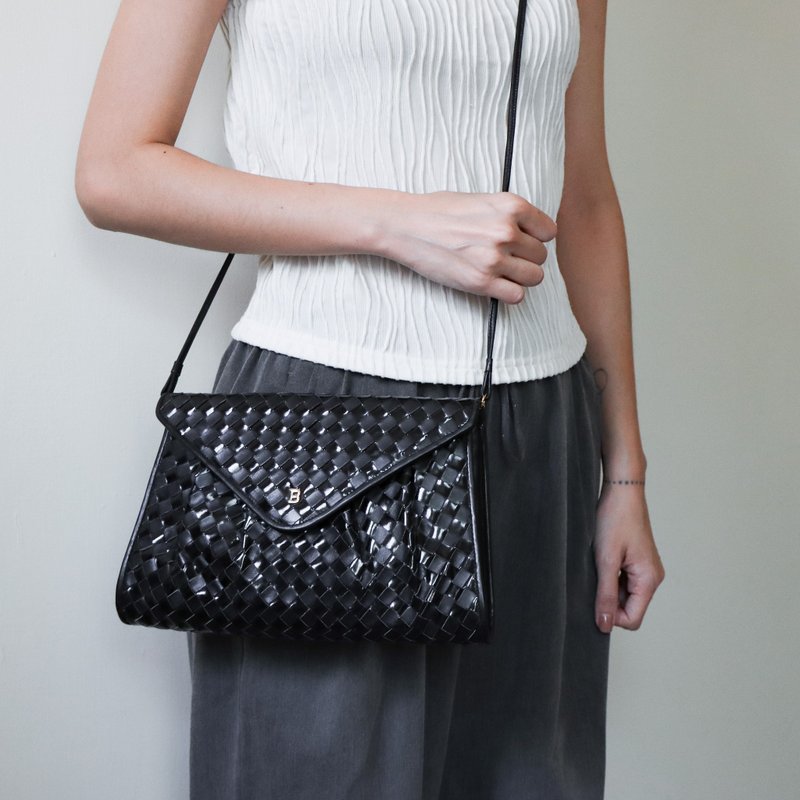 Vintage Bally 黑色亮皮编织 信封包 侧背包 - 侧背包/斜挎包 - 真皮 黑色