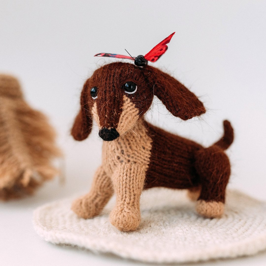 Dachshund puppy knitting pattern. Little knitted realistic dog tutorial - 手工艺教程/工具书 - 其他材质 