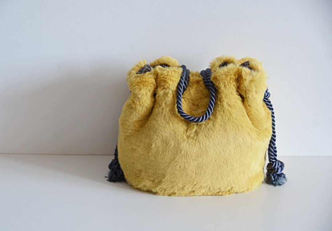 Limited Quantity! 2way Luxury Eco-Fur Marine Bag Mustard Yellow - 手提包/手提袋 - 棉 