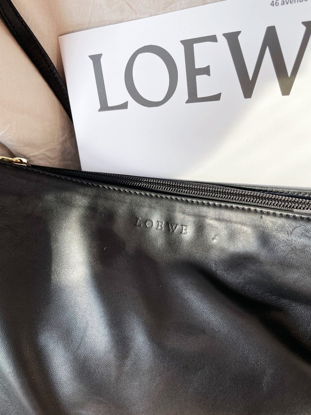 中古包 Loewe 羊皮A4 上班托特包单肩包肩背包单肩袋侧背包通勤包 - 侧背包/斜挎包 - 真皮 黑色