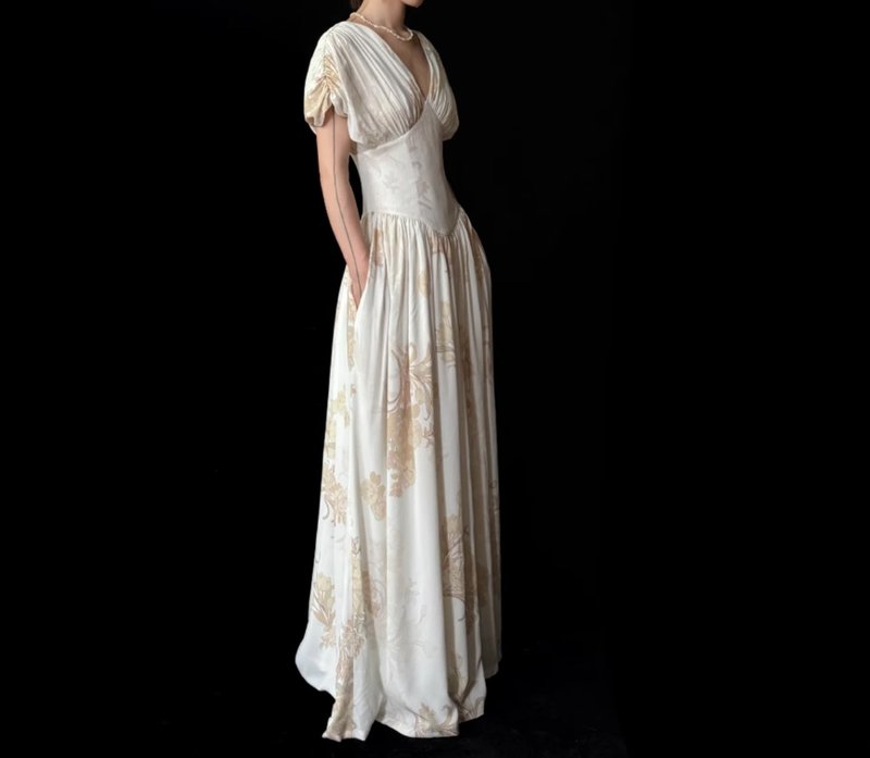 新中式复古 / 褶皱V领茶歇连身裙 - 洋装/连衣裙 - 其他材质 多色