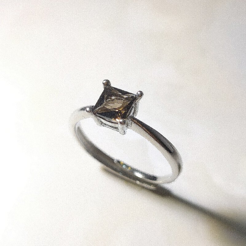 Le Bonheur 茶水晶方戒 开口可调节(情人节 生日礼物) - 戒指 - 半宝石 咖啡色