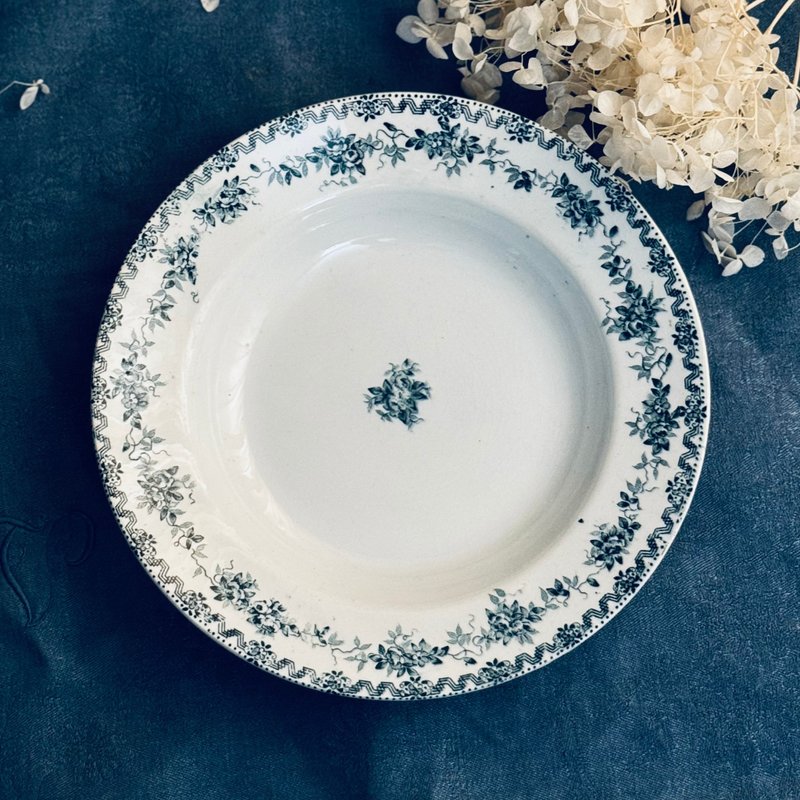 * 50883-法国古董Saint-Amand ALEBALO蓝色花卉深盘ARGENTON 系列 - 盘子/餐盘/盘架 - 瓷 