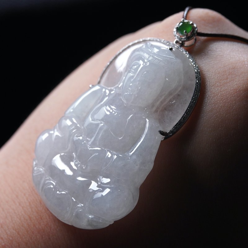 冰种翡翠观音菩萨项链 18K金钻石镶嵌 | 天然缅甸玉翡翠A货 |送礼 - 项链 - 玉石 白色