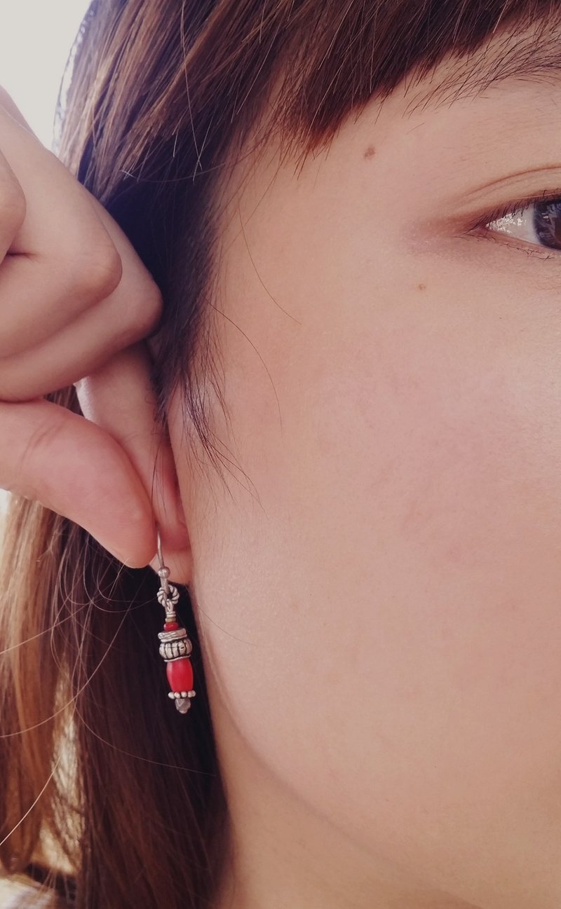 一缕红彤  古典垂坠耳环  925纯银 琉璃　弧arc - 耳环/耳夹 - 纯银 红色
