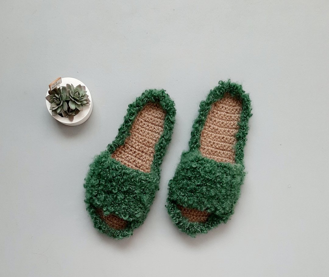 Custom slippers New 2022! Emerald green sliders - 室内拖鞋 - 棉 绿色