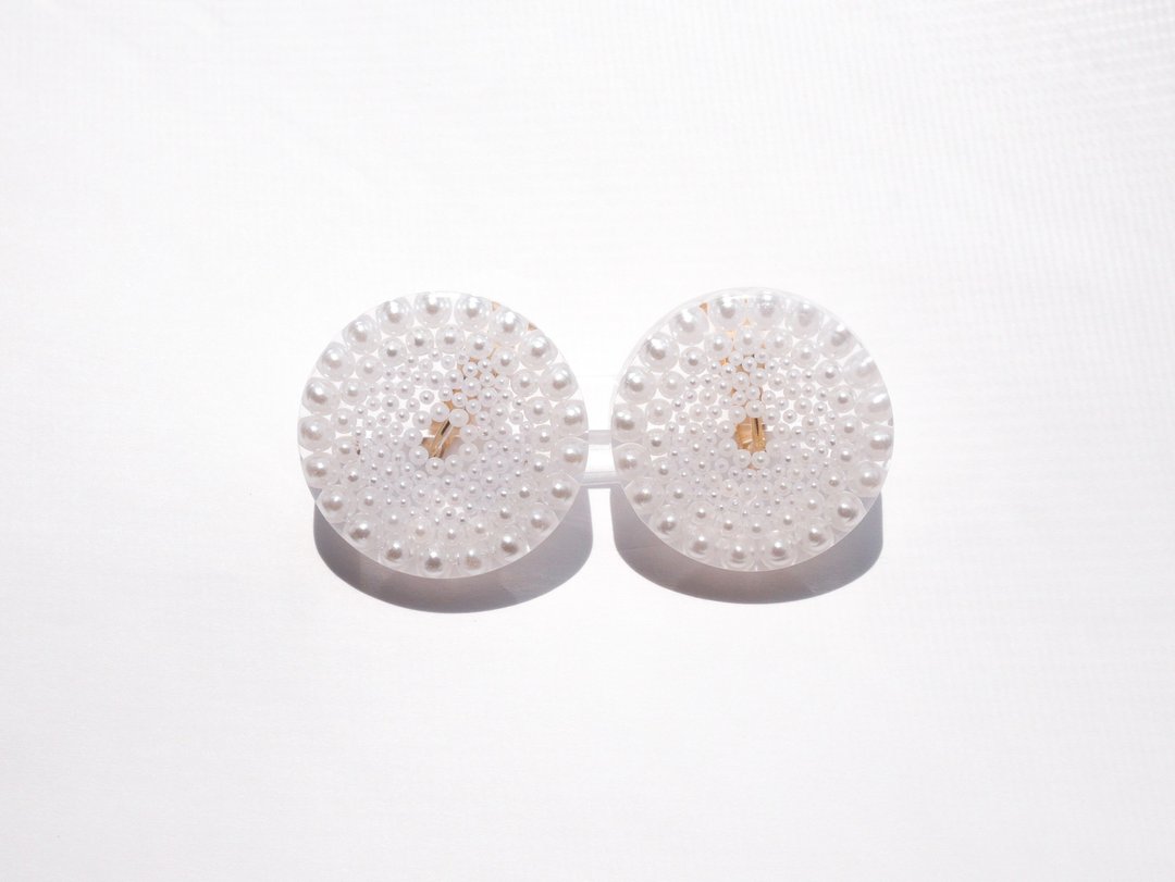 oval lace L - 耳环/耳夹 - 树脂 白色