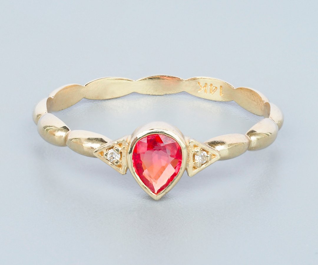 Ring with sapphire and diamonds - 戒指 - 贵金属 金色