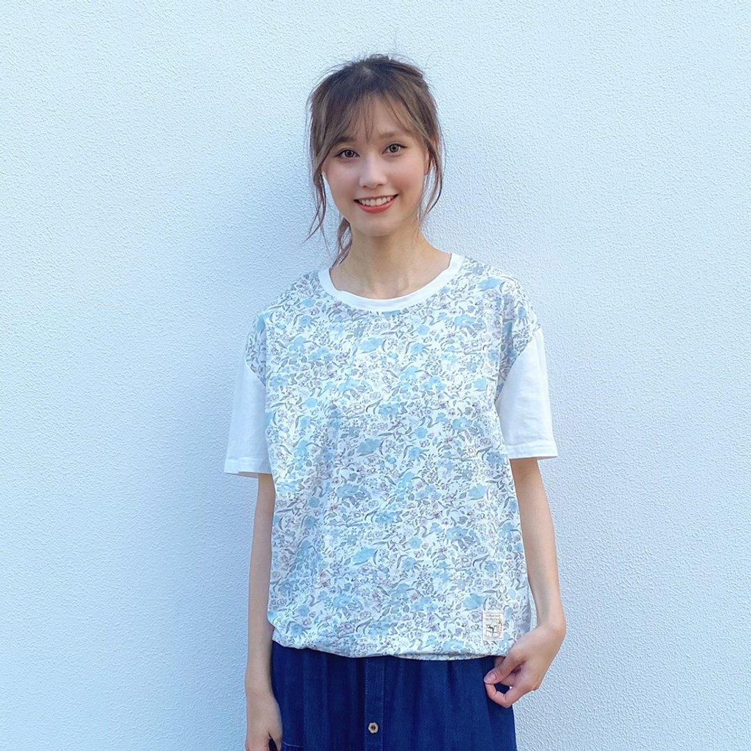 Hana Mokuba 圆领花花草草T恤 - 女装 T 恤 - 其他材质 