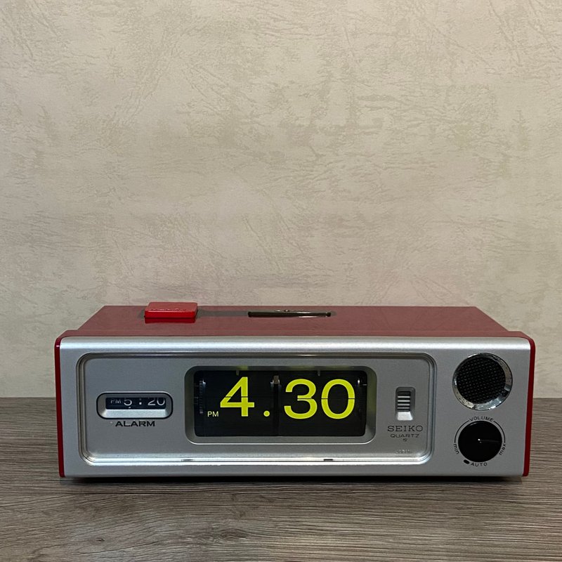 Seiko - 电池式 翻页钟 - 时钟/闹钟 - 其他材质 红色