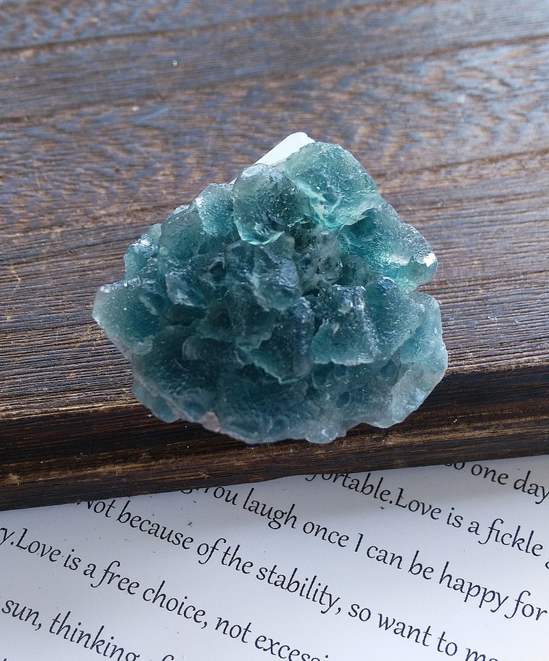 Fluorite 内蒙产地 蓝萤石 水晶共生 天然矿石 原矿 - 摆饰 - 其他材质 