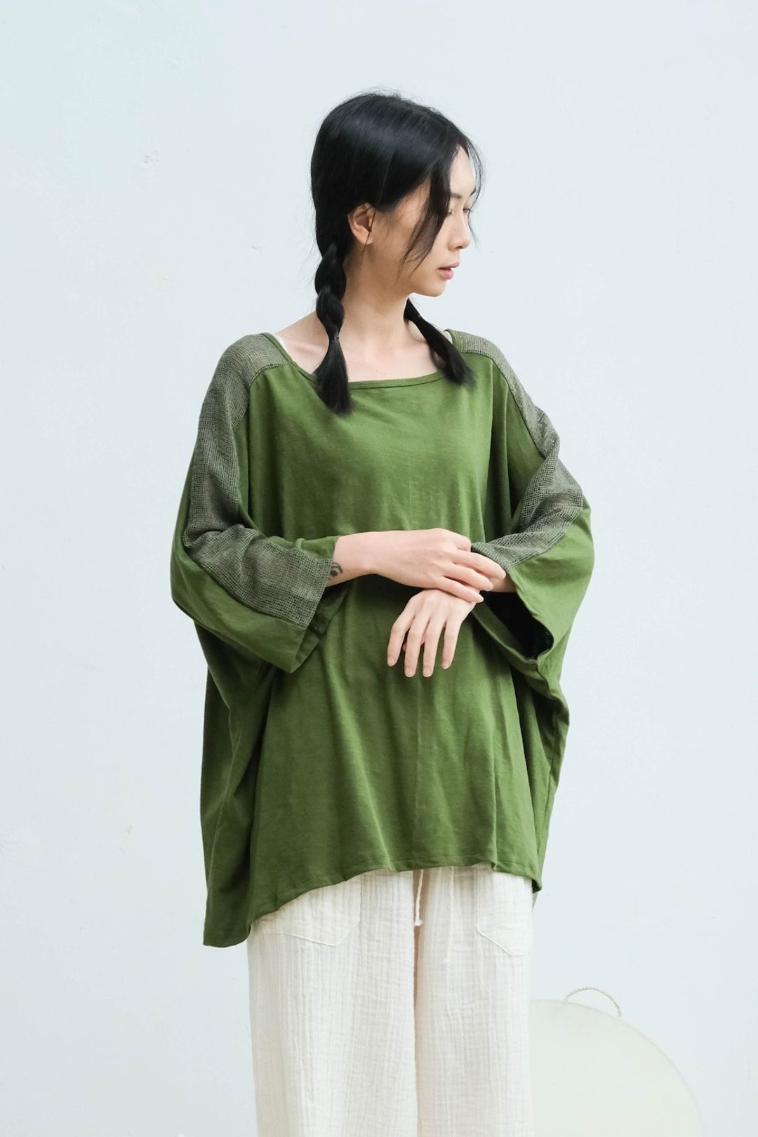 针织拼接宽领连袖上衣 / Hemp 橄榄绿 - 女装 T 恤 - 亚麻 绿色