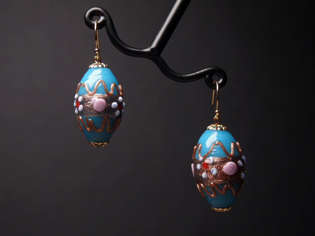 蓝金婚礼蛋糕珠 -60 年代穆拉诺琉璃珠耳环 - 苏咪王国 SJE010 - 耳环/耳夹 - 玻璃 蓝色