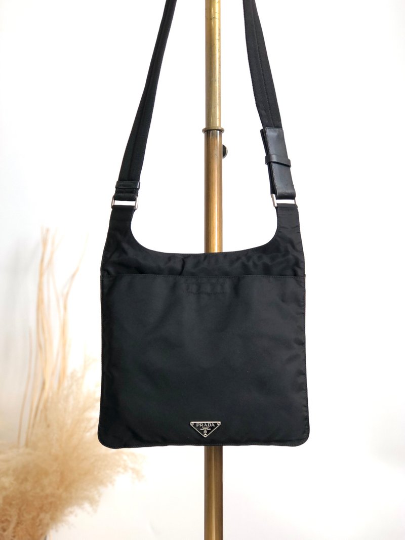【 日本直送 名牌中古包 】PRADA 普拉达 侧背包 黑色 三角形 尼龙 vintage 古着 old 3vh55r - 侧背包/斜挎包 - 尼龙 黑色