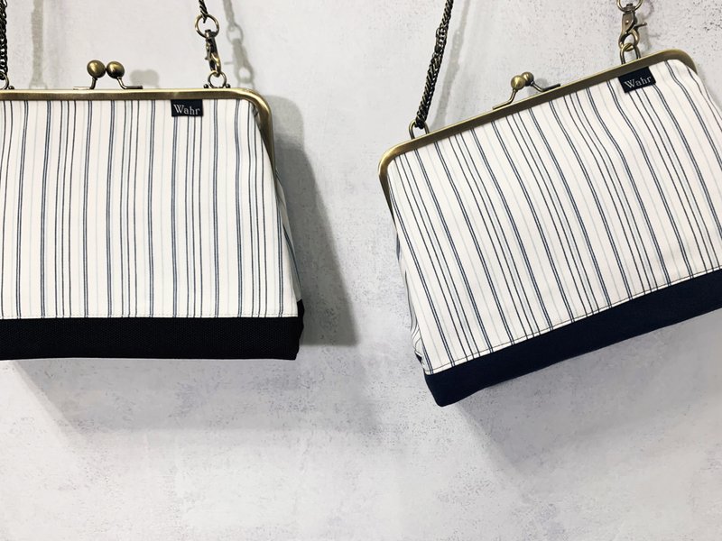 深蓝线条 口金包 手拿包 侧背包 肩背包 随身包 化妆包 - 侧背包/斜挎包 - 棉．麻 蓝色