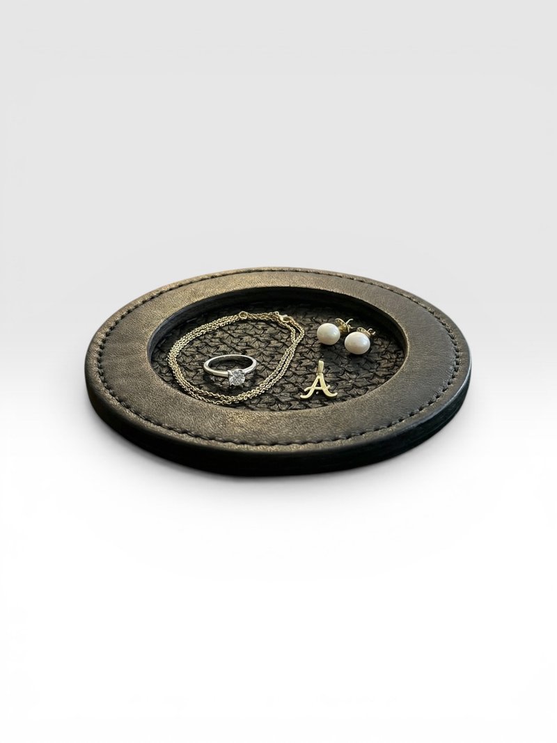 Veather 手工真皮皮雕杯垫 | 饰品收纳 相框 摆件 | 送礼 生日礼 - 杯垫 - 真皮 黑色