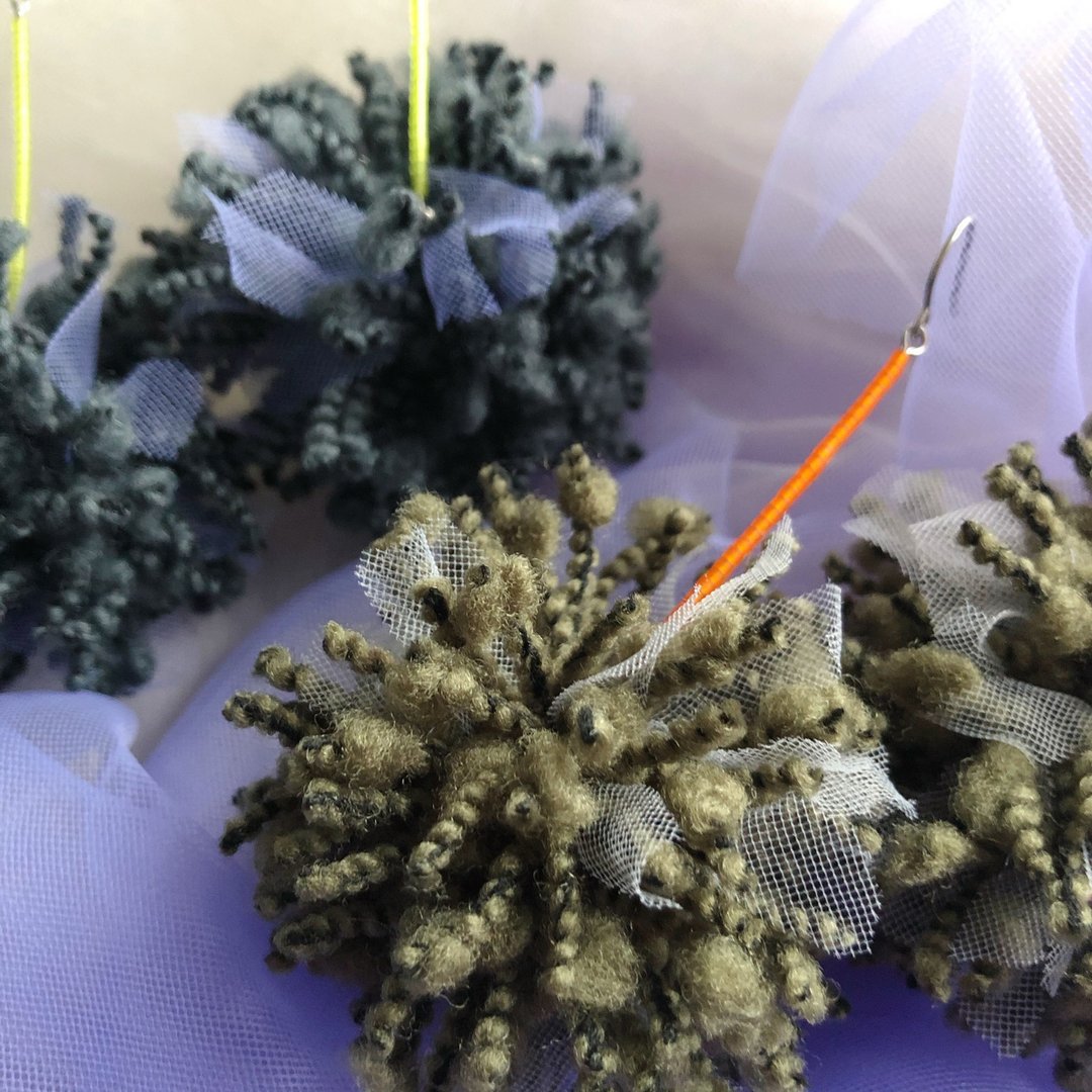 混纱毛线耳环 / 烟花系列  墨绿色 - 耳环/耳夹 - 其他材质 绿色