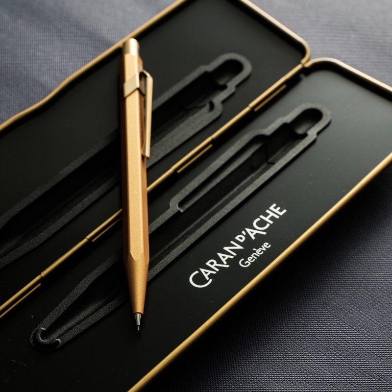 CARAN dACHE 卡塔尔 844 999尊贵金  GOLDBAR 自动铅笔- 免费刻字 - 铅笔/自动铅笔 - 铝合金 金色