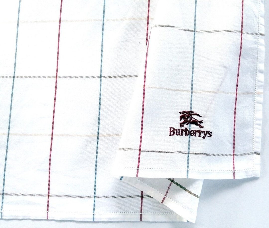 Burberry 复古手帕 简约白色口袋巾 18.5 x 18.5 英寸 - 手帕/方巾 - 棉．麻 白色