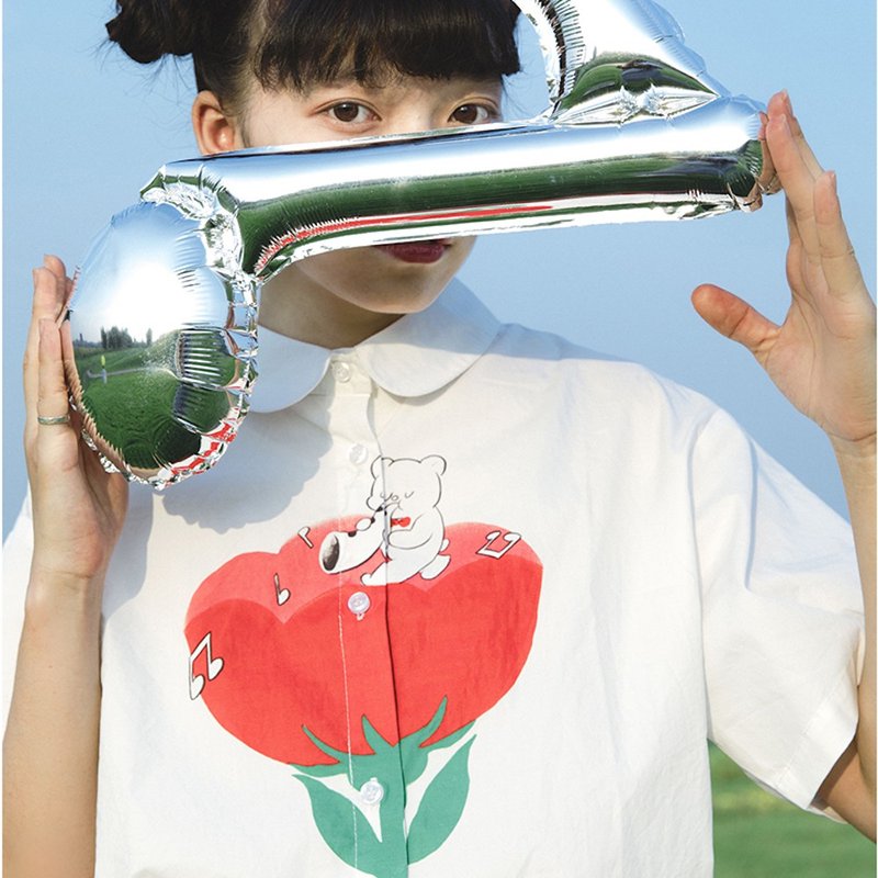 Meugler牛稠岛*奥莉蛙 森林乐队 白熊郁金香印花半袖白衬衫 - 女装衬衫 - 棉．麻 白色