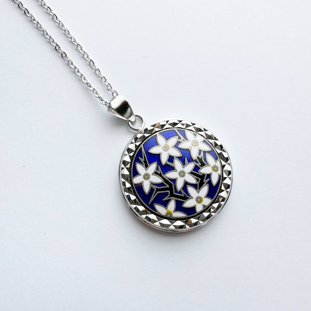 Karatachi [Blue] Cloisonne pendant Red copper metal cloisonne - 项链 - 玻璃 蓝色