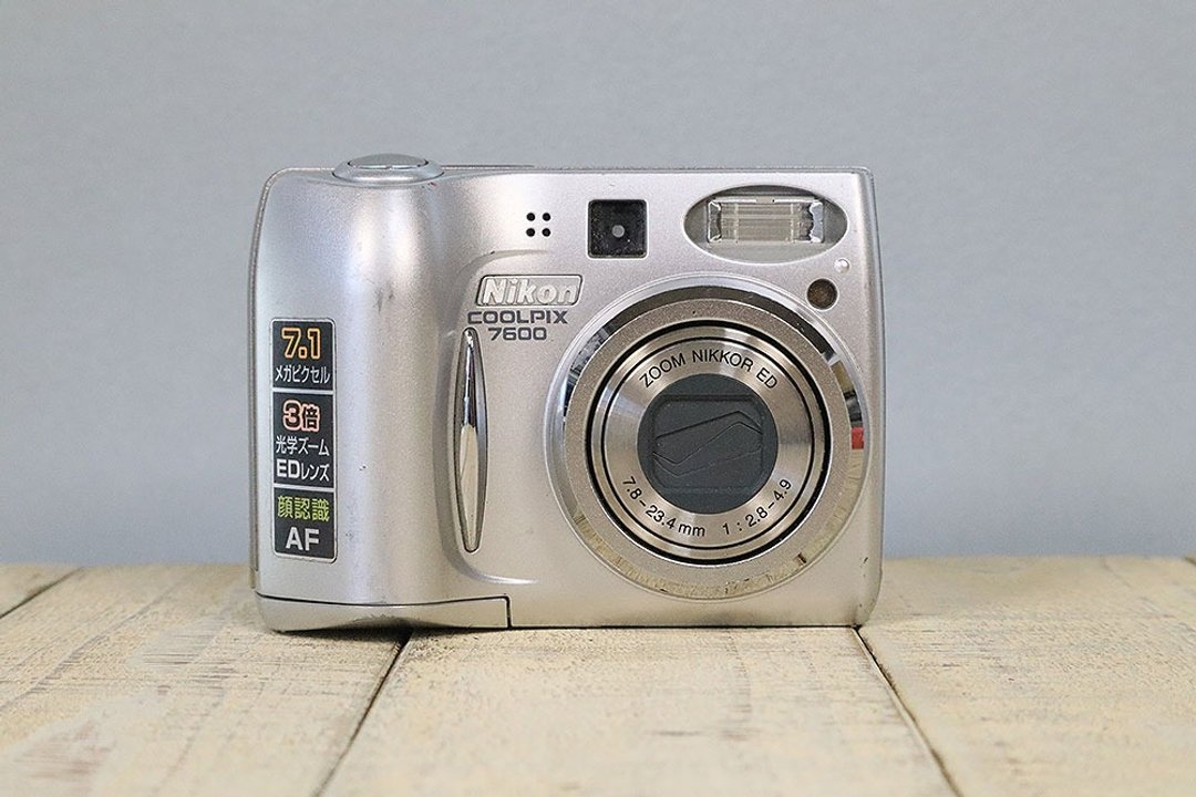 【功能完好】 Nikon coolpix 7600 经典数位相机 S/N 20104379 P023 - 相机 - 其他金属 银色