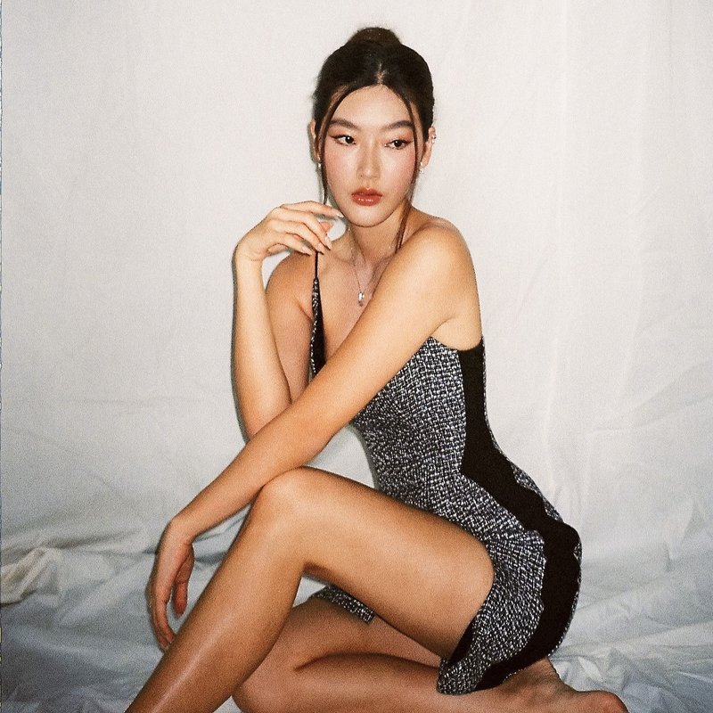 Tweed Bodycon Dress - 洋装/连衣裙 - 聚酯纤维 黑色