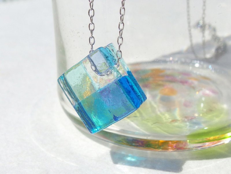 Flower-colored glass (Hanairo [soda]) Chain necklace [Cotton string, Silver 925 can be selected] [Made to order] - 项链 - 玻璃 蓝色